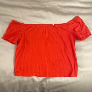 Pacsun Basics off the shoulder top. Size small. Good condition.